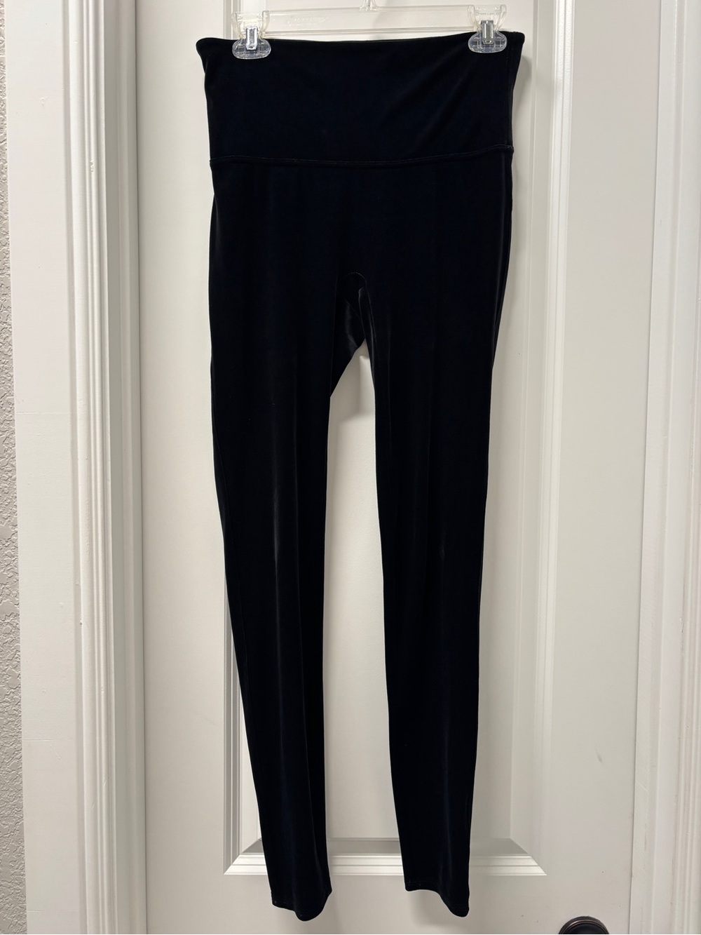 SPANX Black High-Waist Shaping Leggings- Size Large